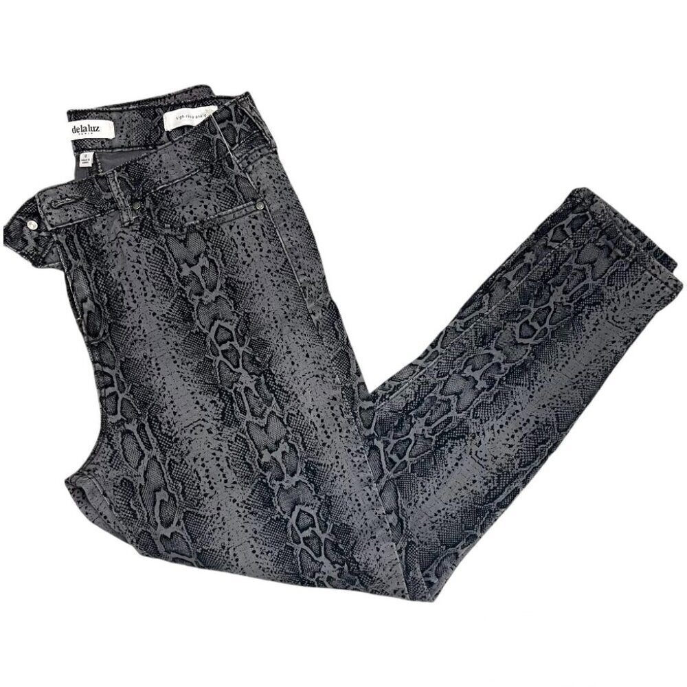 Women's Snakeskin Animal Print Denim Cigatette Jeans High Rise  Size 8
